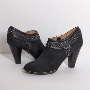 SOFFT Women's Shalene Black Leather Metallic Studded Ankle Boots 8